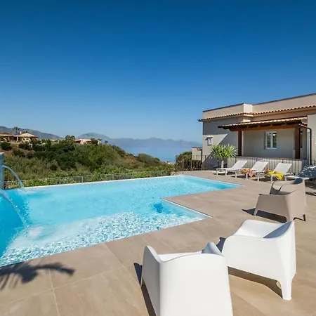 Villa Dellacqua